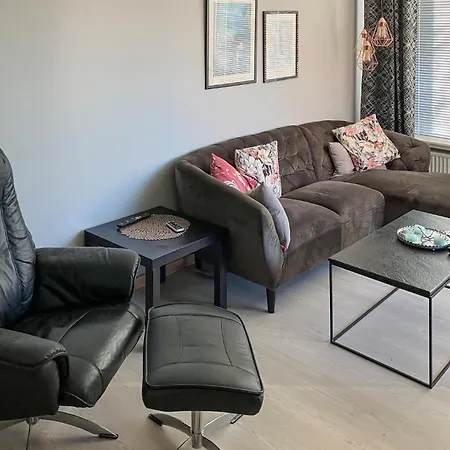 펜션 3 Bedroom Cozy In *