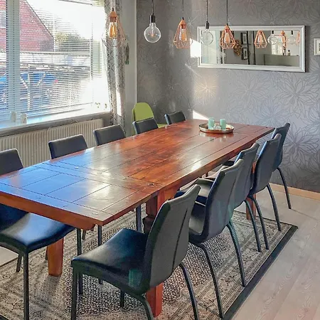 3 Bedroom Cozy In Bovlingbjerg