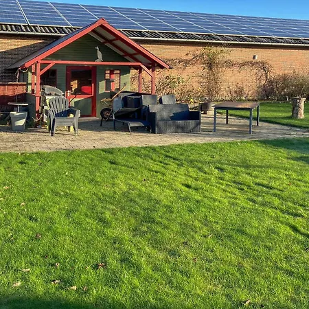 펜션 3 Bedroom Cozy In Bovlingbjerg