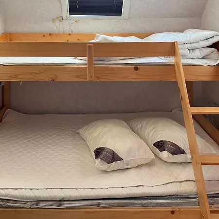 3 Bedroom Cozy In Bovlingbjerg