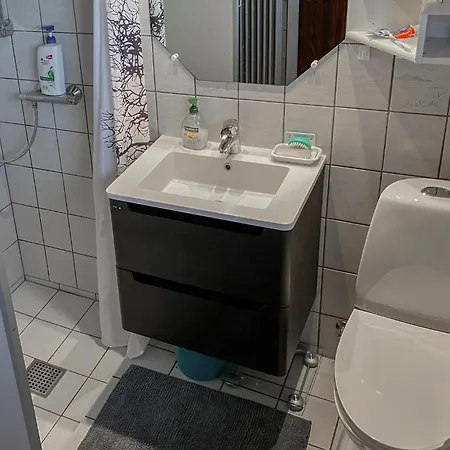 3 Bedroom Cozy In *